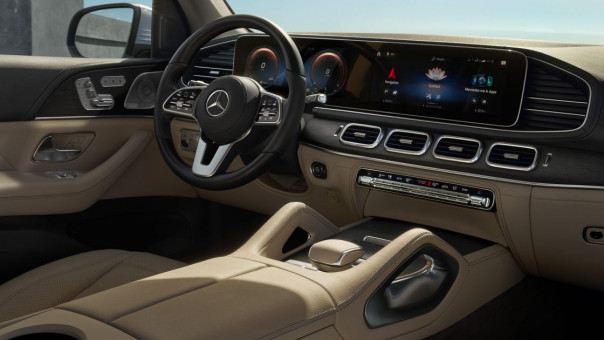 На иллюстрации изображен интерьер нового внедорожника GLS Mercedes-Benz