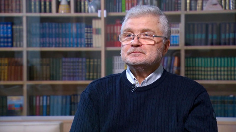 Пионерлагерь для взрослых. Юрий Поляков об СССР и современной России