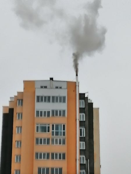 Хроники здобулятины: Жители новостройки в Киеве начали отапливаться дровами