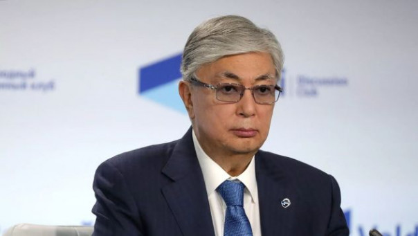 Токаев заявил, что под Алма-Атой идут бои. Двое военных погибли при проведении антитеррористической операции | Подборка видео