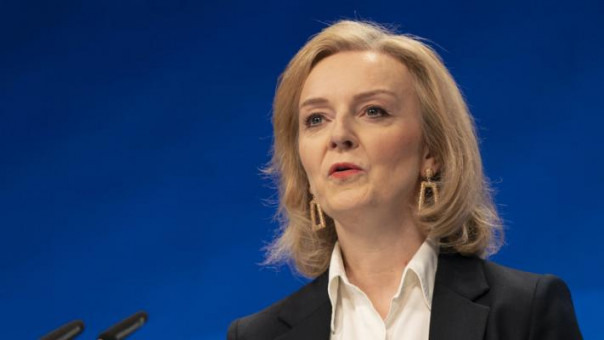 Наглая Лиза: Трасс все-таки летит в Москву на переговоры