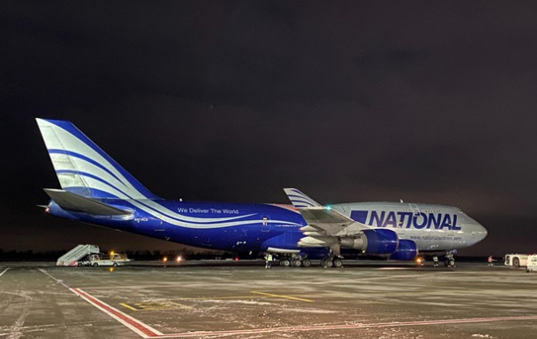 На Украину доставили первую партию новой военной помощи от США, страны Балтии подтвердили поставку оружия