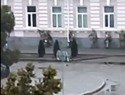 Мелитополь. Зачистка здания СБУ | В Харькове укрофашисты размещают комплексы "Град" в жилой застройке Харькова