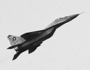 Советские истребители готовят к ударам по российской армии