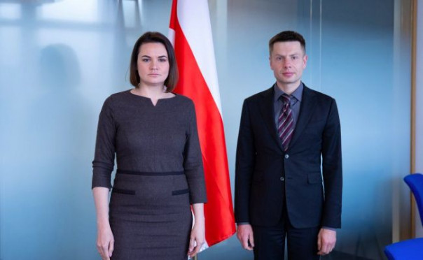 Клоун и пустота: Гончаренко и Тихановская решили судьбу Белоруссии