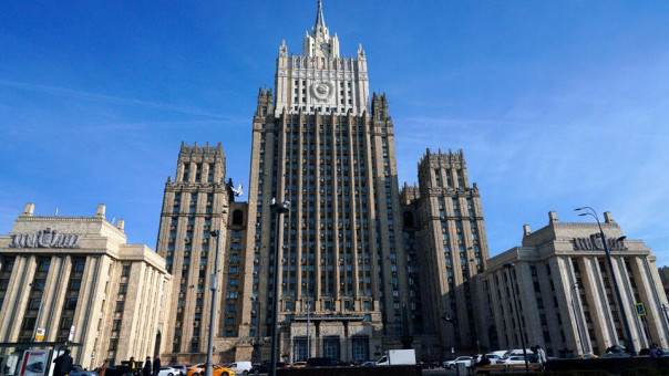 Как российские дипломаты ведут борьбу с фальшивками на Западе