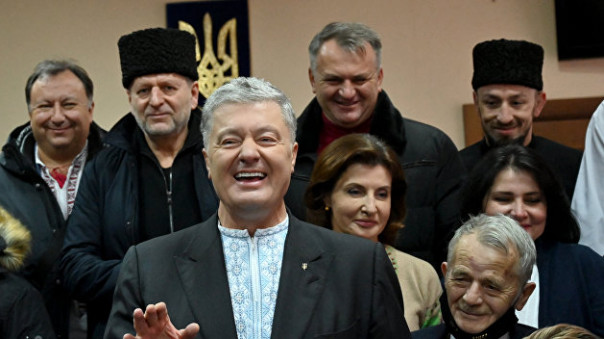 Шоу продолжается. Суд оставил в силе меру пресечения для Порошенко