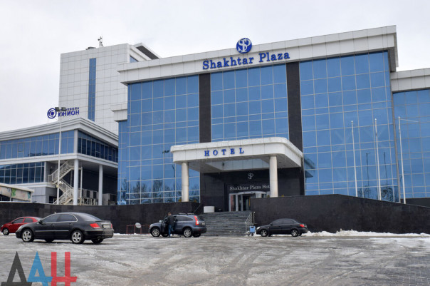 В Донецке проверяется информация о минировании двух отелей и четырех жилых комплексов