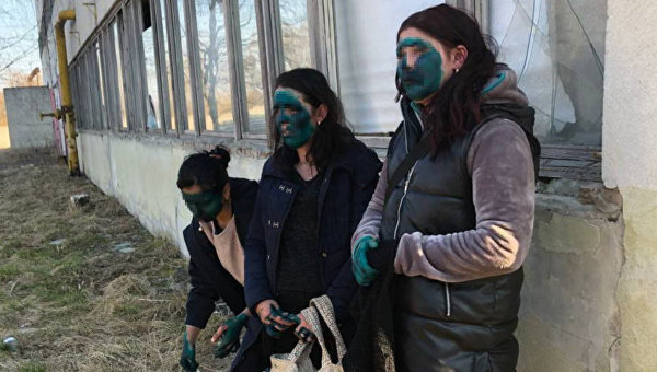 Привязанные к столбам. На Украине каждый день проходят нацистские суды Линча