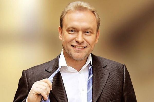С ранением, в тяжелейшем состоянии, Василий пребывал более 2-x недель