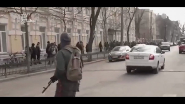 Живущий в Киеве китаец рассказал о встрече с вооруженным, так называемым, "ополчением"