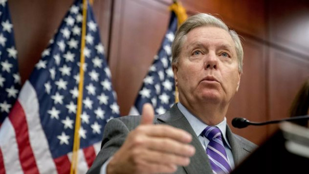 Сенатор США призвал предупредить Россию, что ее самолеты собьют при сближении с американскими