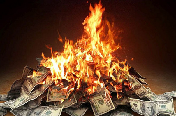 Китай запустил дедолларизацию, планируя сделать юань резервной мировой валютой