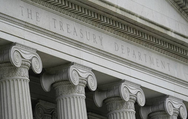 Объем вложений России в госбумаги США в ноябре увеличился почти до $2,1 млрд