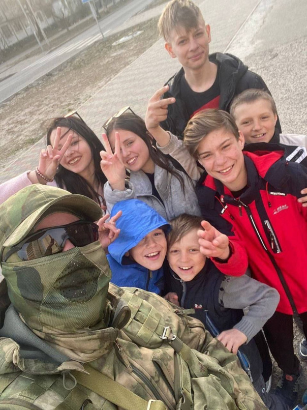 Русские танки в Купянске, Харьковская область | Под Черниговом "Грады" накрыли базу теробороны | Ужасы Мариуполя | Подборка видео