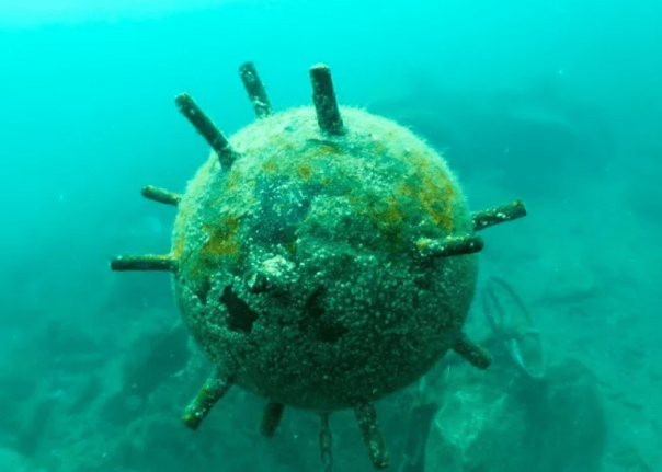 Военный аналитик оценил опасность мин в Чёрном море для гражданских судов