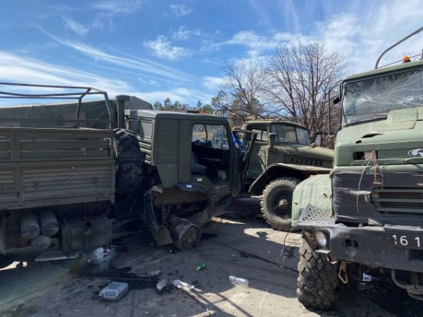 Уничтоженная техника ВФУ | Нанесён ракетный удар по нефтебазе в Клеване | Тербаты уничтожили конвой ВСУ | Подборка видео