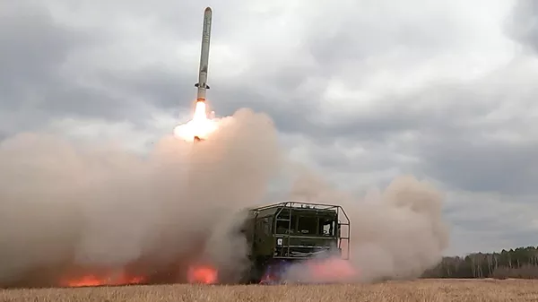 Минобороны России опубликовало видео пуска ракет Р-500 из комплексов «Искандер-М» по ВСУ