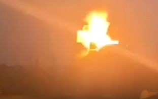 Минобороны России показало, как при помощи тактического ЗРК "Тор" был уничтожен очередной беспилотник "Байрактар".