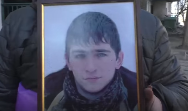 Мать героя ДНР Алексея Исупова  7 лет прятала награды своего сына от националистов