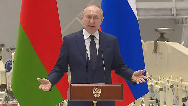 Путин сравнил события в Буче с провокацией в сирийской Ракке