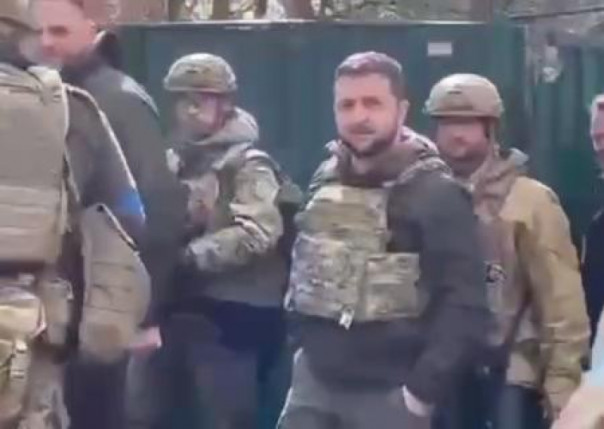 Зеленский в Буче, не вынимая рук из карманов, заявил о потере Мариуполя