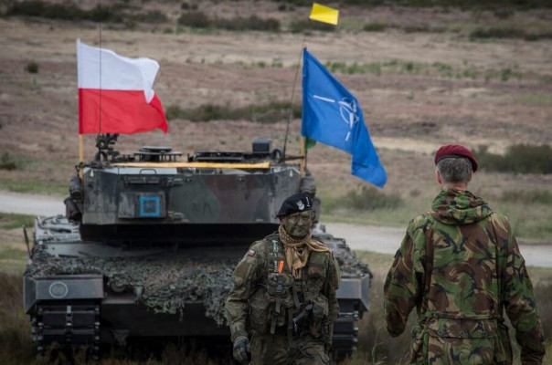 [Опровергнуто] Польская армия готова ввести войска в Западную Украину?