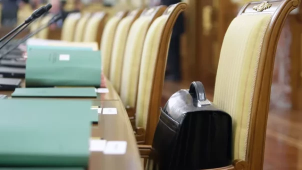 Опубликованы декларации о доходах российских чиновников за 2021 год