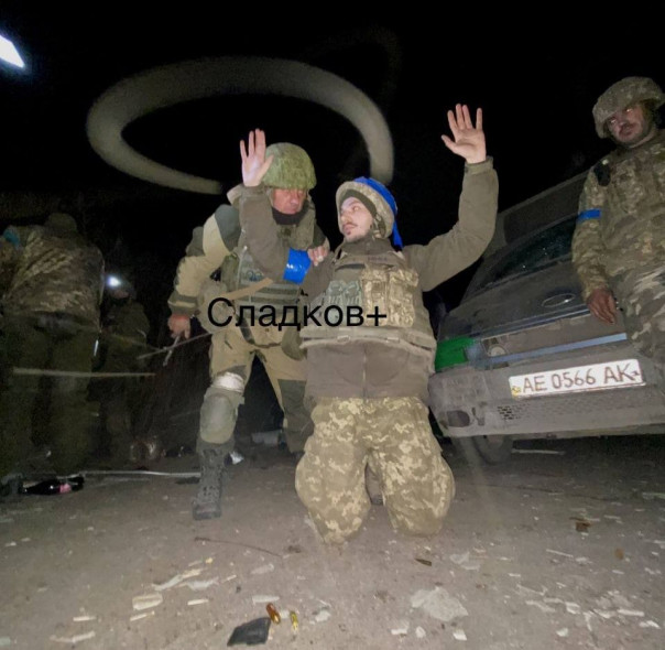 Число бойцов ВСУ, сдавшихся в плен, растет с каждым днем