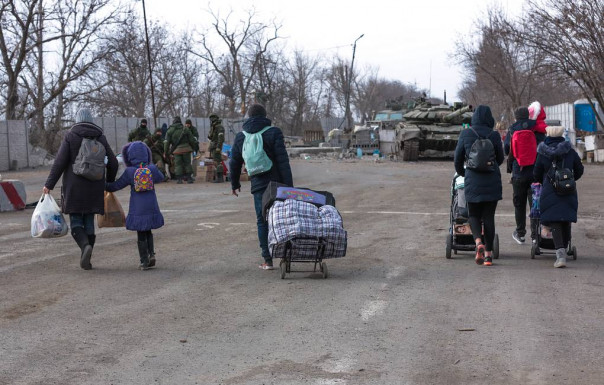 МО РФ: на Украине 18 апреля были открыты гуманитарные коридоры на семи направлениях