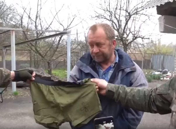 Спецназ ДНР зачищает частный сектор Изюма  от попрятавшихся  по щелям укрофашистов