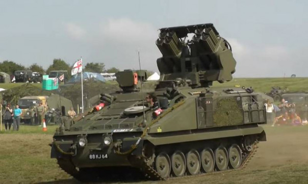 Британия поставит на Украину самоходные ЗРК Starstreak на базе бронетранспортера Stormer