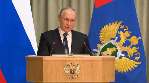 Путин проводит встречу с генсеком ООН Гутерришем