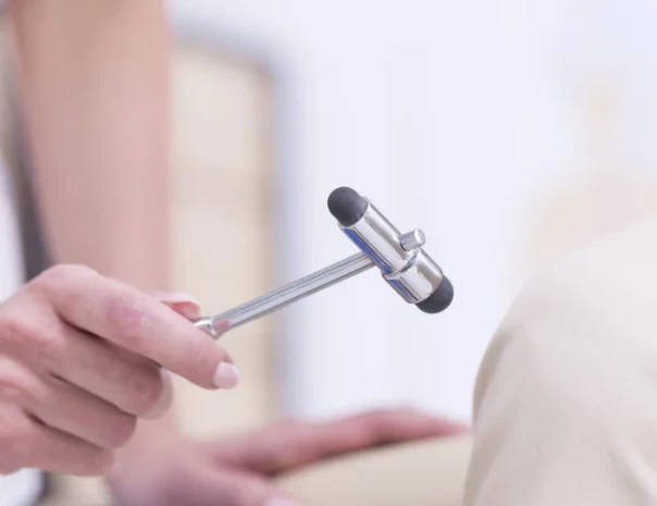 Когда нужно посетить невролога