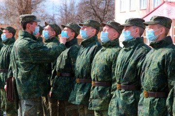 Шведский стол, робототехника и другие особенности службы в армии