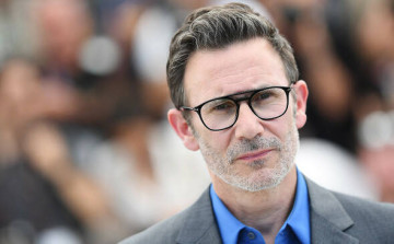 Французский режиссер переименовал открывающий Канны фильм из-за символа Z