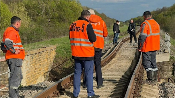 Взорванный под Курском ж/д мост восстановят к 4 мая