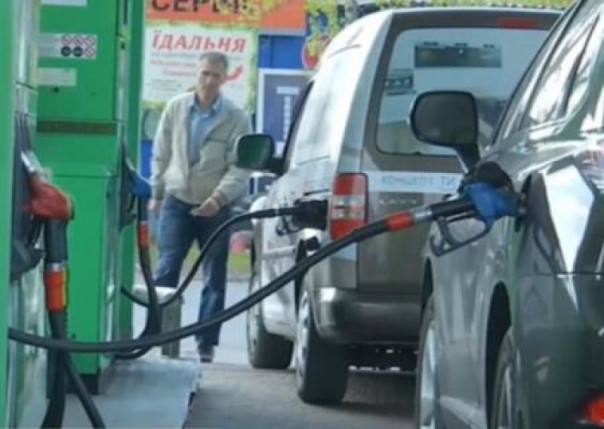 На Украину приехал американский бензин, европейский еще в пути