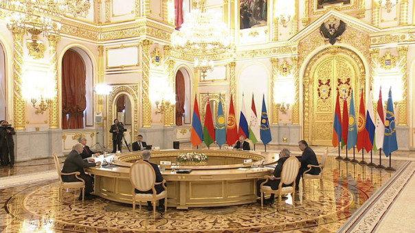 Лукашенко: Запад ведет ожесточенную борьбу за сохранение своих позиций в мире