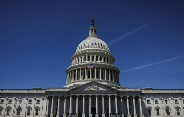 Пакет помощи Киеву на $40 млрд прошел процедурное голосование в Сенате США