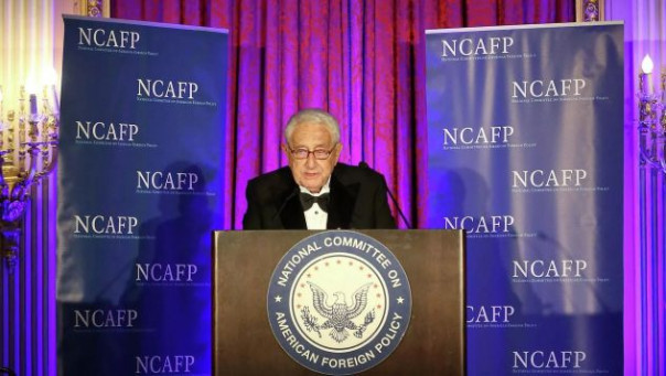 Киссинджер против Сороса: реалисты против глобалистов. Петр Акопов