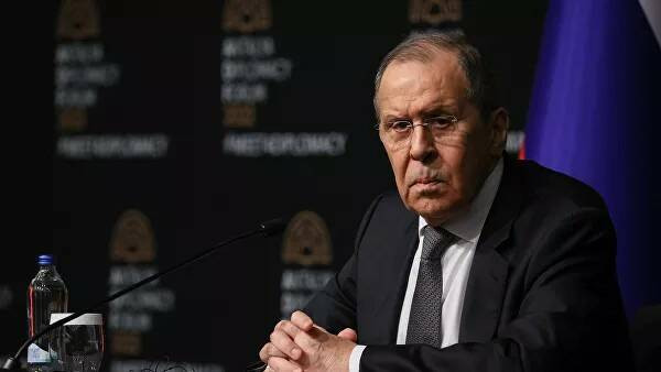 В Черногории пригрозили властям разбирательством из-за инцидента с Лавровым