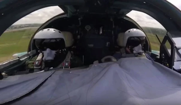 Минобороны показало кадры работы фронтовых бомбардировщиков Су-34 в рамках военной операции на Украине