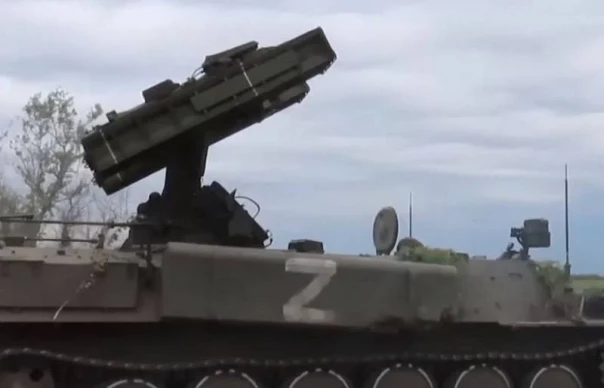 Минобороны показало кадры уничтожения украинского беспилотника расчётом ЗРК «Стрела-10» ВДВ