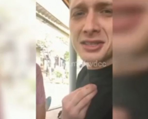 Бабушка надела внуку-бандеровцу на голову тарелку со своим обедом