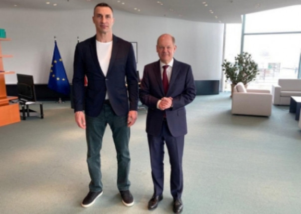 Кличко пугает немцев: война постучится к вам в дверь