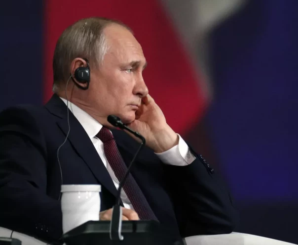 Путин расскажет на ПМЭФ об экономике и влиянии западных санкций