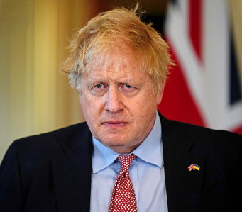 Джонсон пошёл первым. Кто следующий?