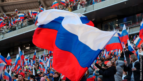 Солдаты сражаются за то, чтобы мы жили, как привыкли. Ирина Алкснис