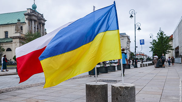 Зеленский надеется победить Россию руками поляков